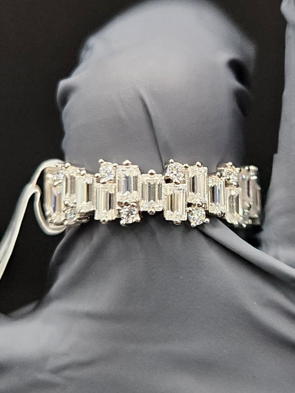 925 Silver Moissanite 5.6ctw Baguette Round Alternating Eternity Band Ring 9 - Picture 5 of 6